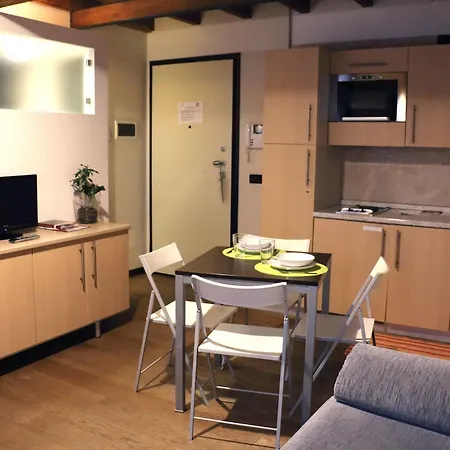 Delizia Estense Apartman *